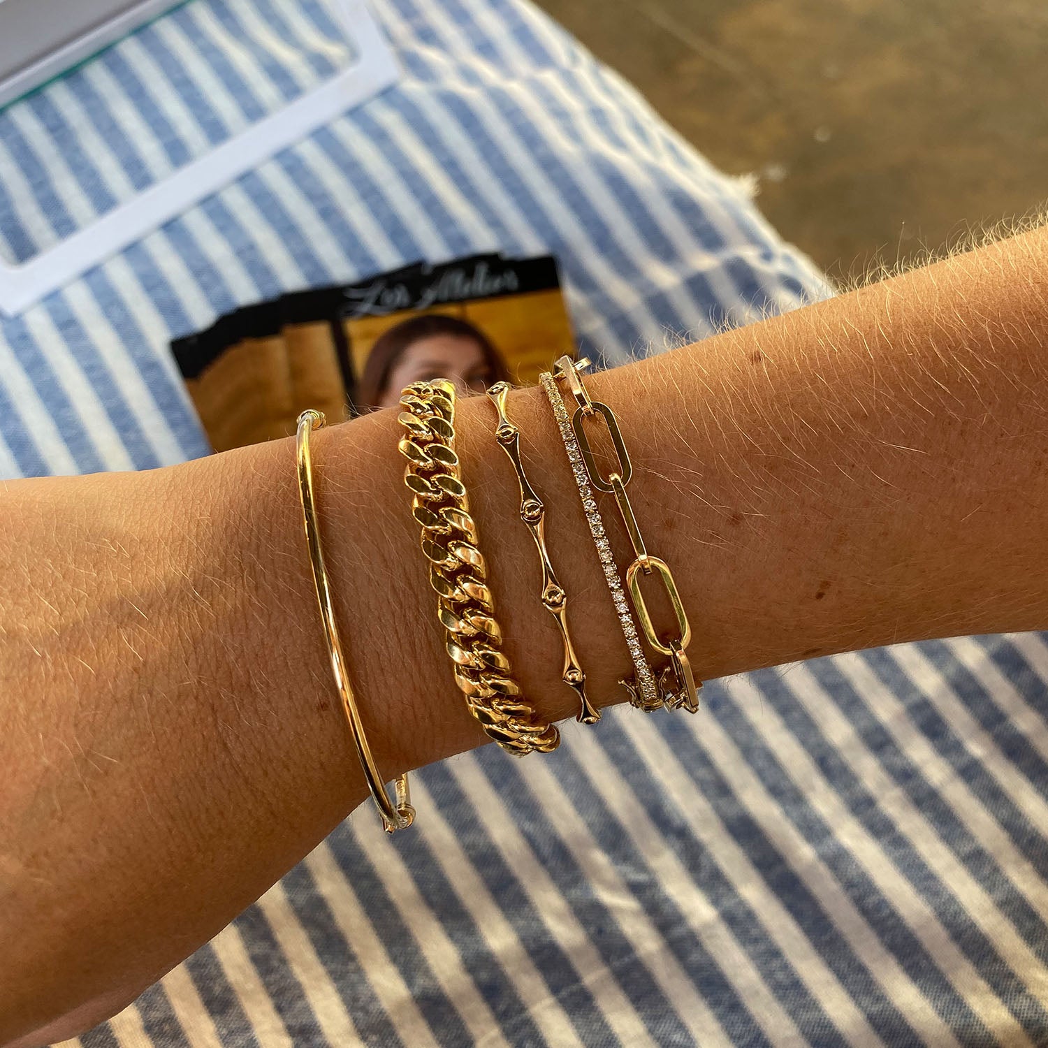 Hollow Hinge Bangle